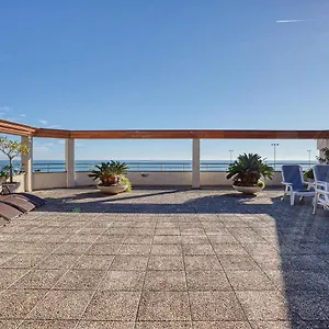 Vistas Al Mar. Gran Terraza Calella